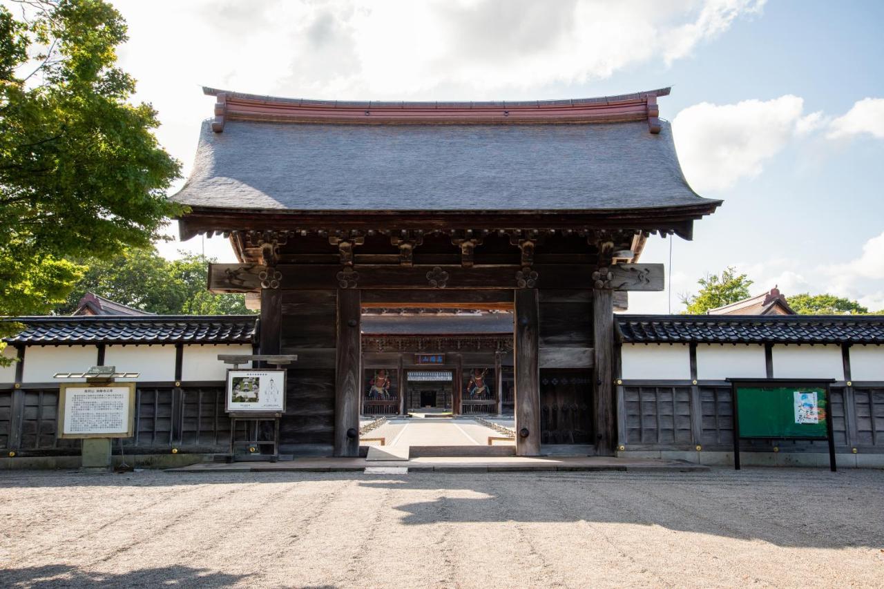 Kadokyu Ryokan Takaoka Exterior foto